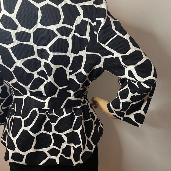 Vintage black white mod graphic belt sixties coat! - Picture 9 of 13